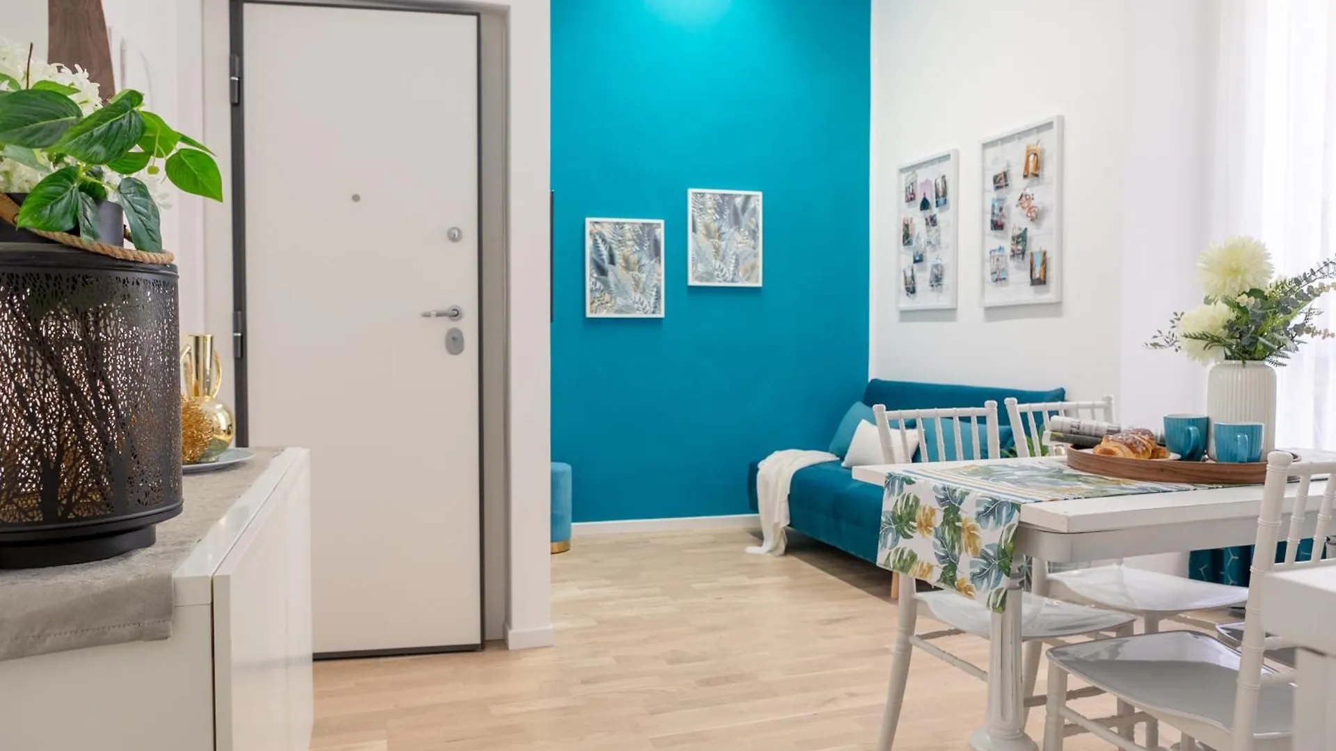 Parisi Apt Rome